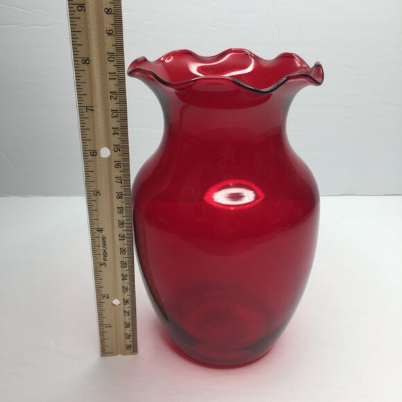 Indiana Glass Co Ruby Red #31000 Crimped 8" Vase Scalloped Edge Wide Mouth - Picture 9 of 13